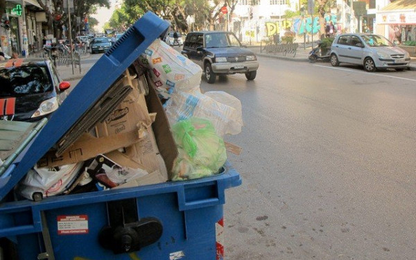 Θεσσαλονίκη: Η ανακύκλωση κινδυνεύει να καταλήξει στα κοινά… σκουπίδια 