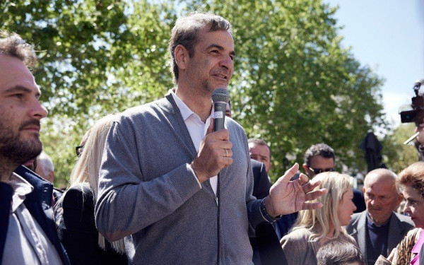 Μητσοτάκης από Θήβα: Να κλείσουμε την πόρτα σε όλα τα σενάρια καταστροφής της χώρας