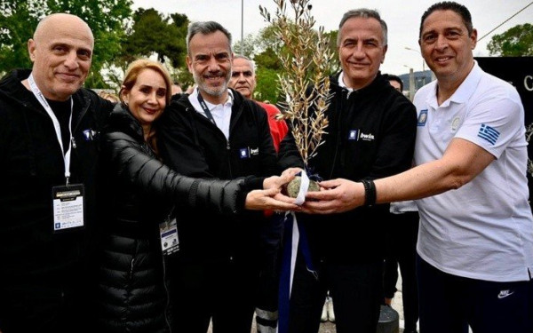 17ος διεθνής μαραθώνιος «Μ. Αλέξανδρος»: Αυλαία με την Ειρηνοδρομία στη Θεσσαλονίκη (φωτ.)