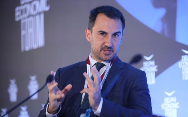 Αλέξης Χαρίτσης: Δεν είναι προσωπικό το πρόβλημα με τον Στ. Κασσελάκη, αλλά βαθιά πολιτικό (βίντεο)