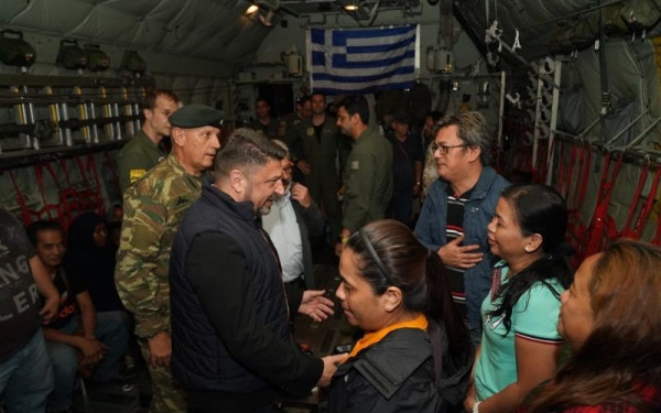 Χαρδαλιάς: Στην πατρίδα ασφαλείς και οι τελευταίοι εγκλωβισμένοι Έλληνες από το Σουδάν