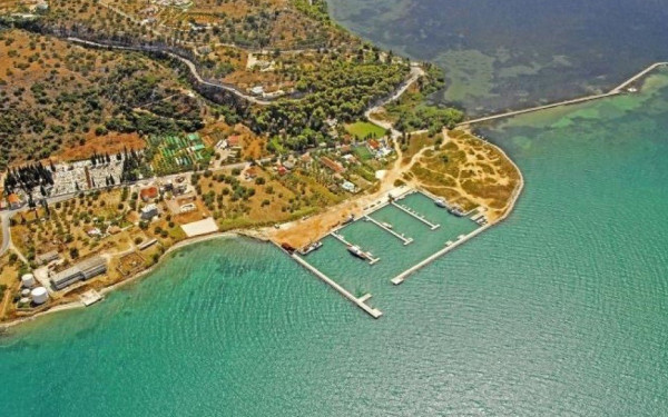 Αυτά τα επενδυτικά σχήματα θα μπουν στη «μάχη» για τη Μαρίνα Αργοστολίου