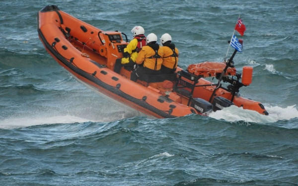 Επιχείρηση διάσωσης εννέα ατόμων στη Λέσβο