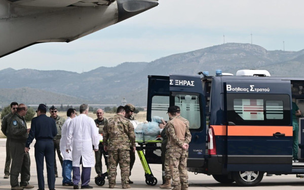 Έφθασε ο διασωληνωμένος Έλληνας τραυματίας από το Σουδάν
