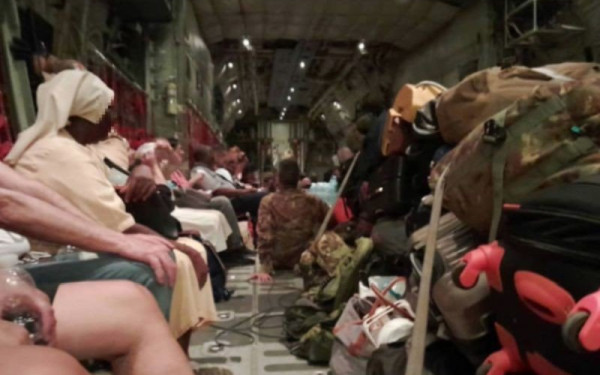 Απεγκλωβίστηκαν ακόμη 10 Έλληνες από το Σουδάν - Βρίσκονται ασφαλείς στο Τζιμπουτί