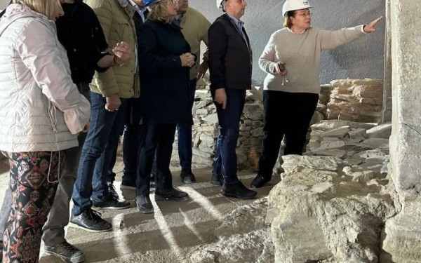 Μετρό Θεσσαλονίκης: Οι αρχαιότητες επιστρέφουν στον Σταθμό Βενιζέλου - «Δύο χρόνια μετά αποδεικνύεται ότι είμαστε συνεπείς», είπε η Λ. Μενδώνη (φωτ.)