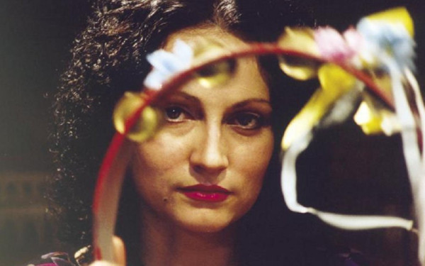 Το εμβληματικό «Ρεμπέτικο» του Κ. Φέρρη απόψε στην τηλεόραση και ακόμα τρεις προτάσεις 