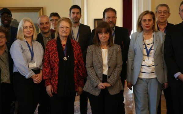 Στην Πρόεδρο της Δημοκρατίας η Εκτελεστική Επιτροπή της Διεθνούς Ομοσπονδίας Δημοσιογράφων