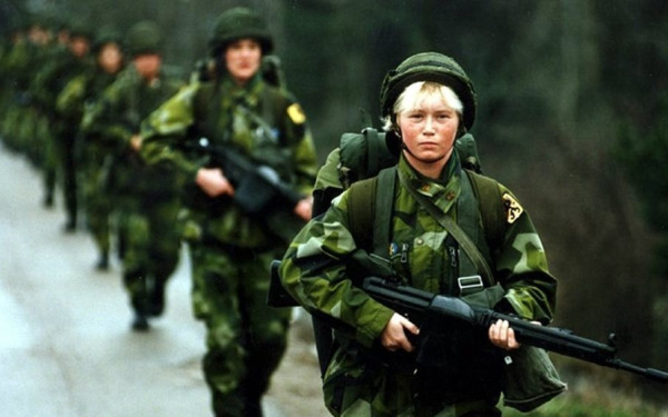 Η Σουηδία αύξησε το επίπεδο της τρομοκρατικής απειλής μετά το κάψιμο αντιτύπων του Κορανίου