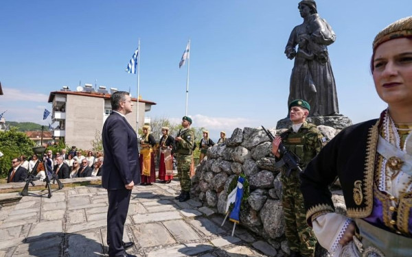 Στις εκδηλώσεις για την 201η επέτειο από το Ολοκαύτωμα της Νάουσας ο Απ. Τζιτζικώστας (φωτ.)