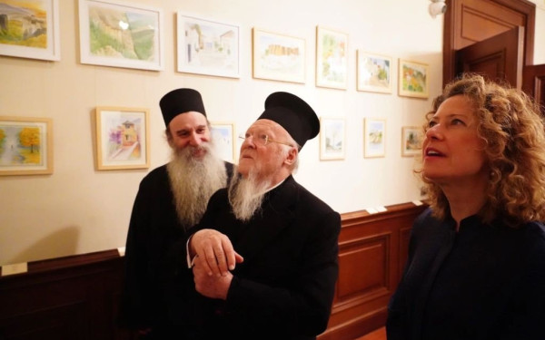 Ο Βαρθολομαίος στην έκθεση ζωγραφικής του μοναχού Λουκά Ξενοφωντινού του Αγίου Όρους (φωτ.)