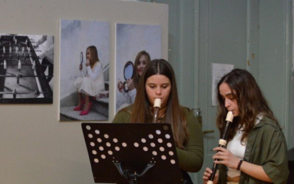 Κατερίνη: Μελωδική συμμετοχή του Δημοτικού Ωδείου στην Έκθεση Φωτογραφίας του Συλλόγου Εικαστικών Καλλιτεχνών 