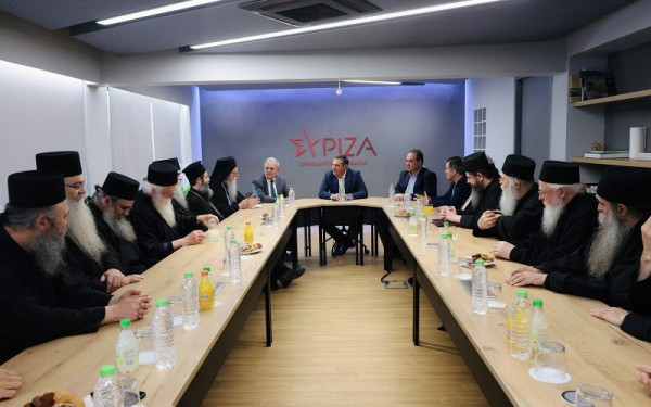 Συνάντηση Αλ. Τσίπρα με τον διοικητή του Αγίου Όρους Αθ. Μαρτίνο και τον υποδιοικητή Αρ. Κασμίρογλου	