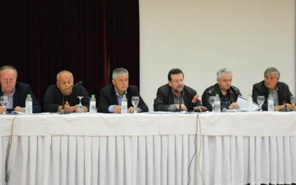 Νομικές διεκδικήσεις για την κάλυψη της καρπόπτωσης από τον ΕΛΓΑ