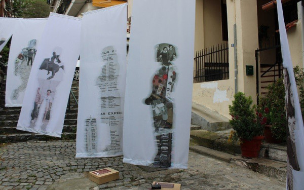 (Σ)τα βήματα των ανθρώπων: Εφήμερη έκθεση στην Άνω Πόλη (φωτ.)