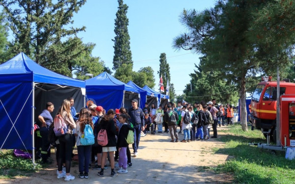 Δημοσιογράφοι εκπαιδεύονται στη διαχείριση καταστροφών στην άσκηση Πολιτικής Προστασίας του δήμου Νεάπολης Συκεών (φωτ.)
