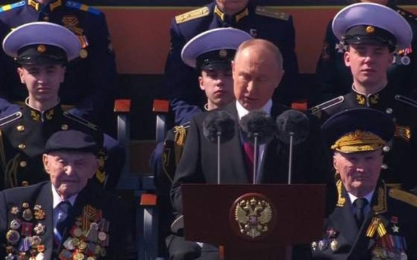 Πούτιν: Η μάχη για το Μπαχμούτ τελείωσε - Ευχαρίστησε Βάγκνερ και ένοπλες δυνάμεις