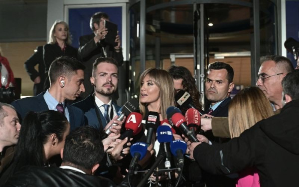 Ξέσπασε η Ράνια Τζίμα για το debate: «Δεν μας έπιαναν οι κάμερες και λέω… παιδιά, θα κάνουμε κάτι;» (βίντεο)