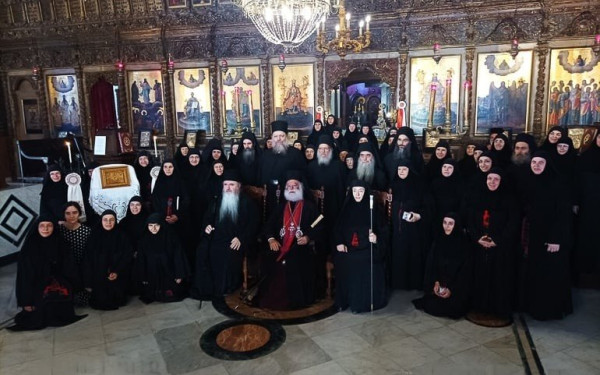 Μοναχές από την Ορμύλια Χαλκιδικής στον Πατριάρχη Αλεξάνδρειας