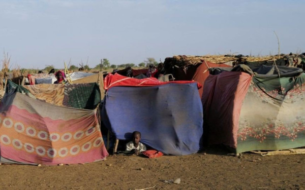 Μαίνονται οι μάχες στο Σουδάν εν μέσω ειρηνευτικών προσπαθειών 