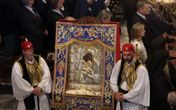 Η Αθήνα υποδέχθηκε με κάθε επισημότητα το Άξιον Εστί (φωτ.)