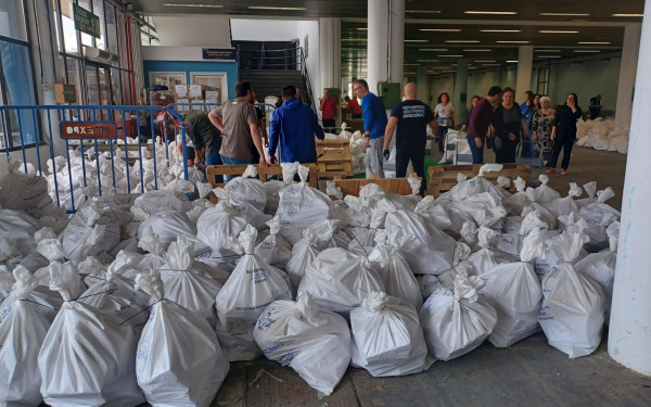 Στο «φουλ» οι μηχανές για την προετοιμασία των εκλογών - Θα στηθούν 3.357 εκλογικά τμήματα στους 38 δήμους της περιφέρειας