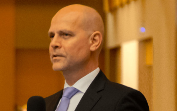 Zinell - Fraport: Μηδενικές εκπομπές CO2 ως το 2045