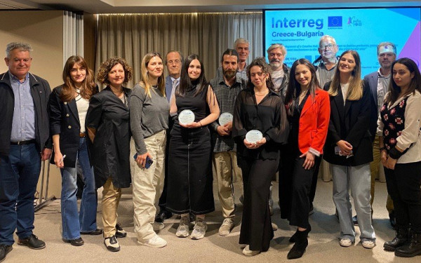 Creative Hub: Ο Μ. Βαλαβάνης νικητής του διαγωνισμού σχεδιαστών ενδυμάτων