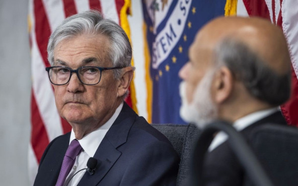 Διαμάχη Τραμπ με τον πρόεδρο της FED για τους δασμούς: «Κόψε τα επιτόκια Τζερόμ και σταμάτα τα πολιτικά παιχνίδια»