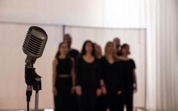 Ένας «Άτακτος Κόσμος» ήχου και φωνής