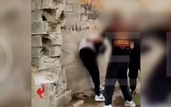 Βίντεο ντοκουμέντο: 16χρονος έπεσε θύμα άγριου ξυλοδαρμού από συνομήλικούς του στο Μενίδι 