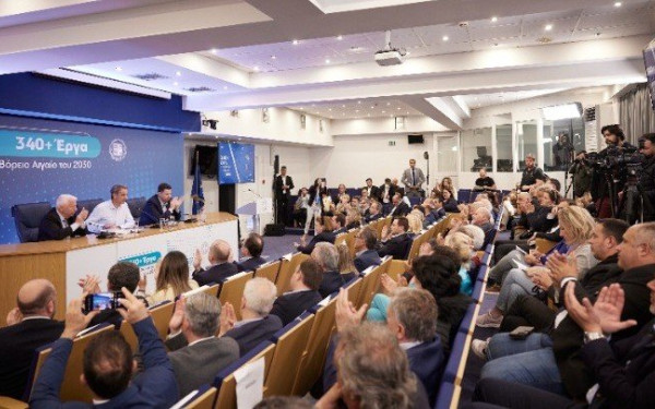 Κυρ. Μητσοτάκης: Εμείς λύνουμε προβλήματα και μιλάμε για το μέλλον 