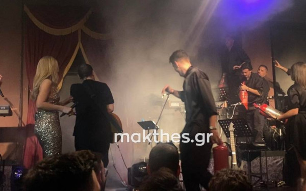 Θεσσαλονίκη: Φωτιά στο μαγαζί που τραγουδάει η Νατάσα Θεοδωρίδου - «Έσκασε» φως στη σκηνή (βίντεο & φωτ.)