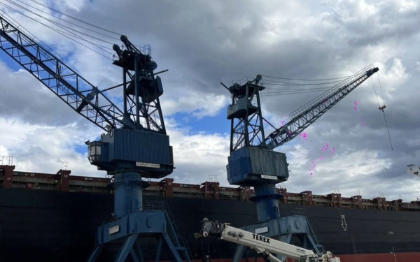 Με 125 εκατ. δολάρια συμμετέχει η αμερικάνικη DFC στα ναυπηγεία Ελευσίνας