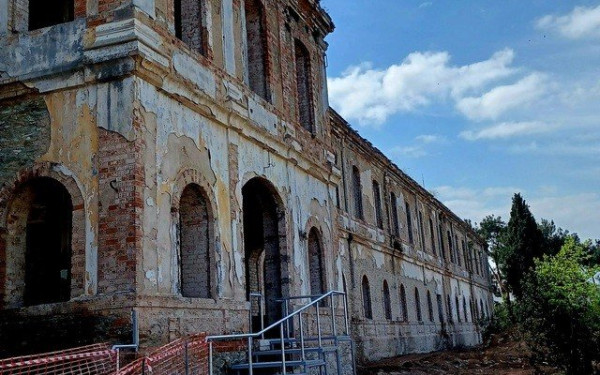 Τα «δώρα» της Μενδώνη στη δυτική Θεσσαλονίκη, που μετατρέπεται σε κυψέλη πολιτισμού