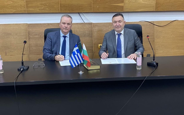 Σύμφωνο  συνεργασίας συνυπέγραψαν οι Δήμαρχοι Κατερίνης & Κάρλοβο Βουλγαρίας