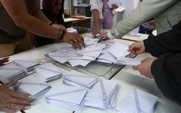 Γιατί απλή αναλογική και κυβερνήσεις συνεργασίας δεν μπορούν να λειτουργήσουν στην Ελλάδα. Του Νίκου Ηλιάδη