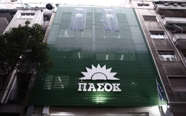 Μεγαλοστέλεχος του ΠΑΣΟΚ κινδυνεύει να μείνει εκτός Βουλής