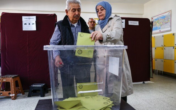 Τουρκία: Ψήφισαν οι δύο υποψήφιοι - Στις κάλπες 60 εκατομμύρια ψηφοφόροι - Προς τρίτη δεκαετία στην εξουσία οδεύει ο Ερντογάν