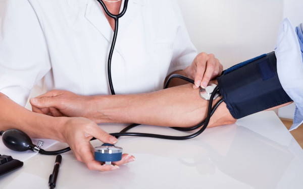 Χαλκιδική: Προληπτικές Μετρήσεις Υγείας για τα Μέλη του ΚΑΠΗ Πολυγύρου