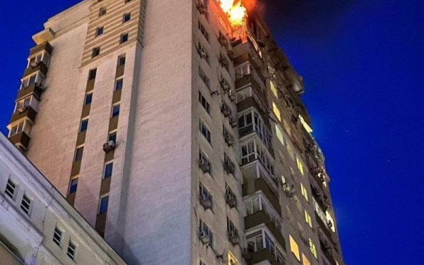 Ρωσικό σφυροκόπημα στο Κίεβο: Τουλάχιστον ένας νεκρός και τρεις τραυματίες - Καταρρίφθηκαν πάνω από 20 ρωσικά UAVs (βίντεο)