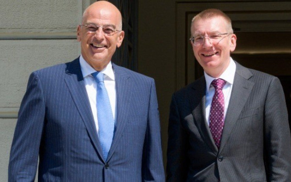 Λετονία: Ο Έντγκαρς Ρινκέβιτς εξελέγη πρόεδρος της χώρας