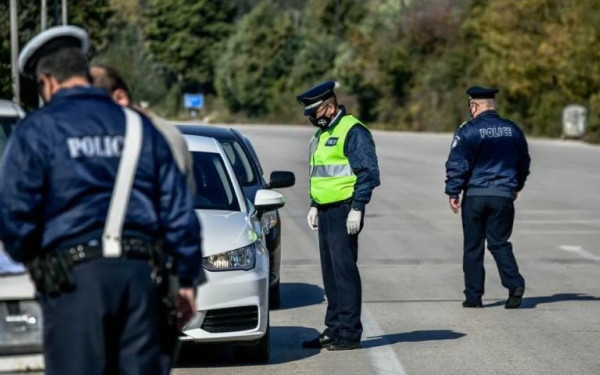 Μπαράζ ελέγχων στη Θεσσαλονίκη: Πάνω από 310 παραβάσεις βεβαίωσε η Τροχαία σε 24 ώρες