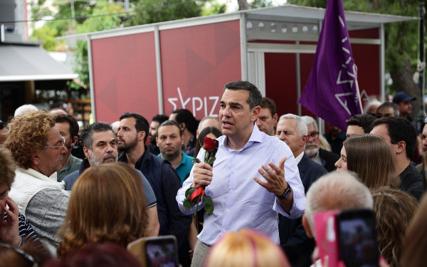 ΣΥΡΙΖΑ-ΝΔ να υποβάλλουν τα προγράμματά τους για κοστολόγηση ζητά ο Αλέξης Τσίπρας