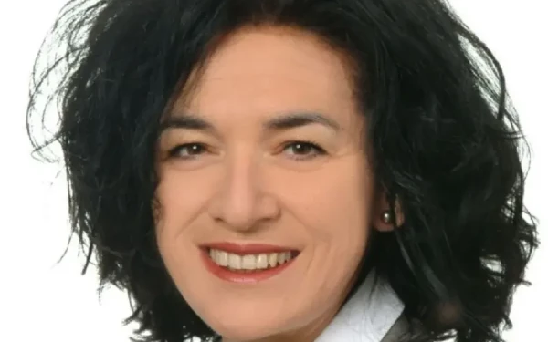 Επίτιμη διδάκτορας του ΑΠΘ η Ευστρατία Ζαφειρίου - Ο δρόμος από την Χαλκιδική στην Audi και την Volkswagen 