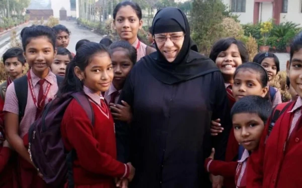 Ινδία: Τα ελληνικά διδάσκονται πλέον στη μέση εκπαίδευση