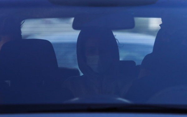 Κολωνός: Η 12χρονη συναντήθηκε στη φυλακή  με τη μητέρα της - «Δεν ήθελε να φύγει» (βίντεο)