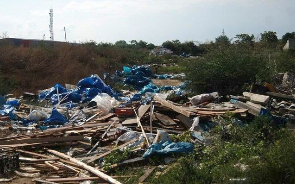 ΚΑΠΠΑ: Ένα κέντρο πολιτισμού… κατάντησε απέραντος σκουπιδότοπος - Έπεσαν πρόστιμα στο δήμο Θερμαϊκού και τον εργολάβο