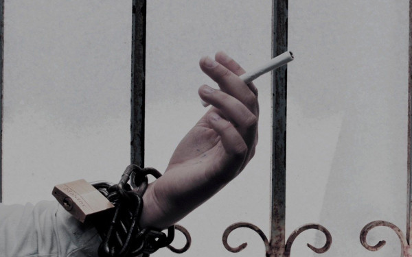 Ιταλία: Το Μιλάνο απαγορεύει το κάπνισμα στους εξωτερικούς χώρους