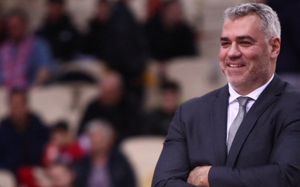 Ο Γιώργος Σιγάλας βγάζει το καπέλο στον κόσμο του Άρη:  «Με έκανε να νιώσω παλιές, μοναδικές στιγμές» (βίντεο)